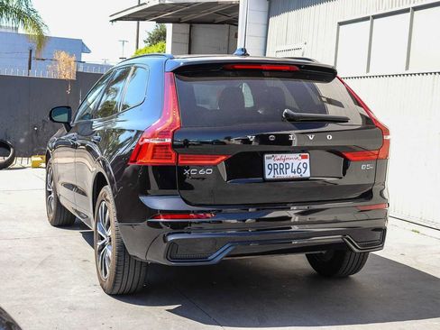 Used 2024 Volvo XC60 B5 Plus AWD/4WD image 2