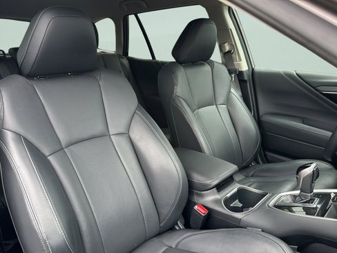 Used 2023 Subaru Outback Limited image 30