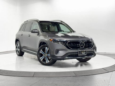 Certified 2023 Mercedes-Benz EQB 300 4MATIC w/ Pinnacle Package image 1