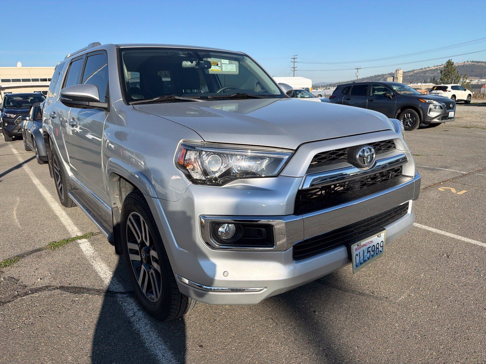 Used 2019 Toyota 4Runner Limited AWD/4WD image 4