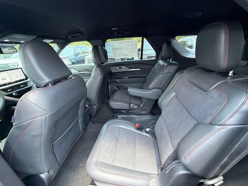 New 2026 Ford Explorer ST AWD/4WD image 11