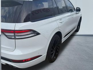 Used 2023 Lincoln Aviator Reserve w/ Equipment Group 201A AWD/4WD video 3