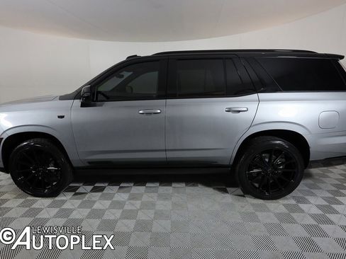 Used 2025 Cadillac Escalade Sport w/ Touring Package image 10