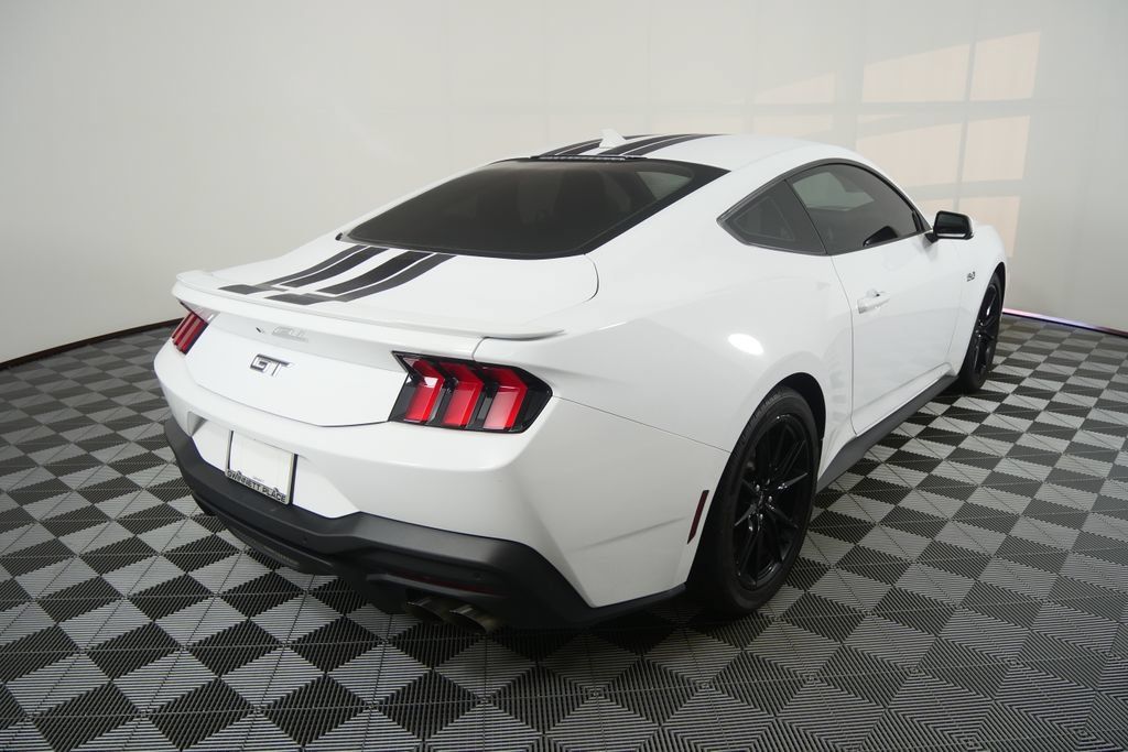 Used 2024 Ford Mustang GT Premium RWD image 5