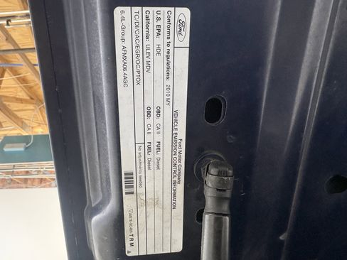 Used 2010 Ford F250 Lariat image 27