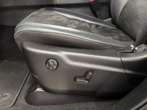 Used 2022 Dodge Durango GT AWD/4WD image 28