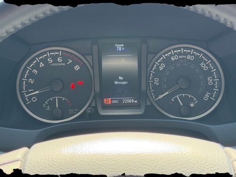 Used 2023 Toyota Tacoma TRD Off-Road w/ Black Out Package (TMS) AWD/4WD image 14