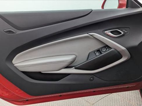 Used 2023 Chevrolet Camaro LT image 13