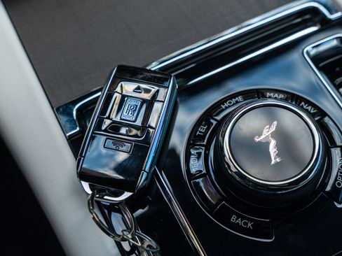 Used 2024 Rolls-Royce Spectre w/ Spectre Launch Package AWD/4WD image 25