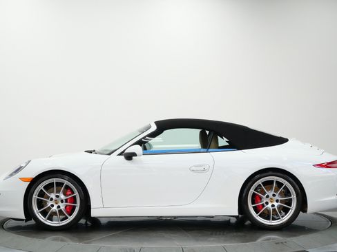 Used 2015 Porsche 911 Carrera S RWD image 6