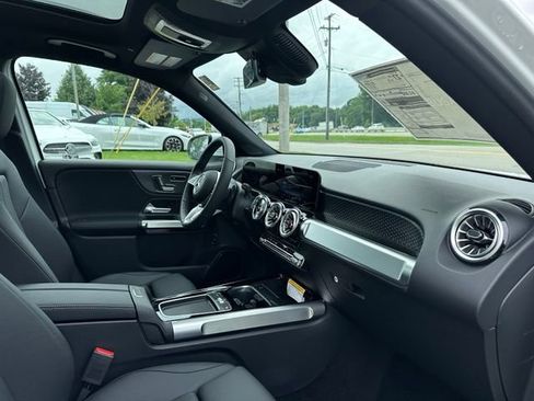 New 2026 Mercedes-Benz GLB 250 4MATIC image 26