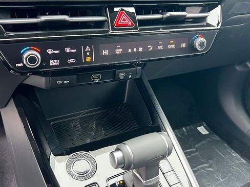 New 2026 Kia Niro SX Touring image 20