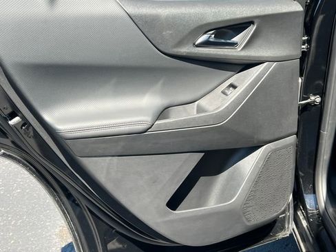 Used 2026 Chevrolet Equinox LT image 35