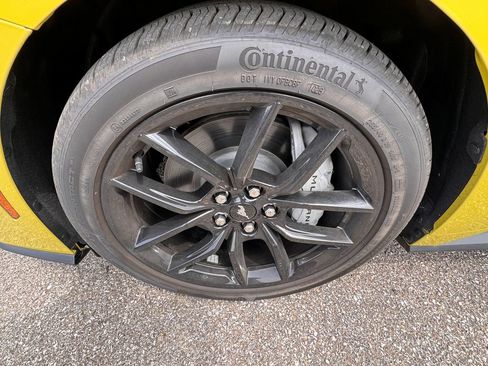 Used 2025 Ford Mustang GT Premium RWD image 8