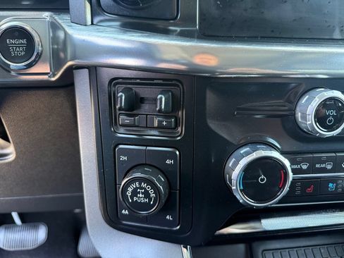 Used 2023 Ford F150 Lariat w/ Equipment Group 502A High AWD/4WD image 17