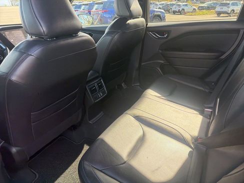 Used 2025 Subaru Forester Limited w/ Popular Package #2 image 20