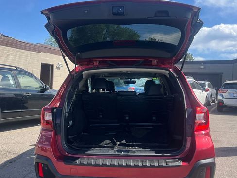 Used 2018 Subaru Outback 2.5i Limited AWD/4WD image 24