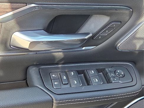 New 2026 RAM 1500 Laramie w/ Night Edition image 13