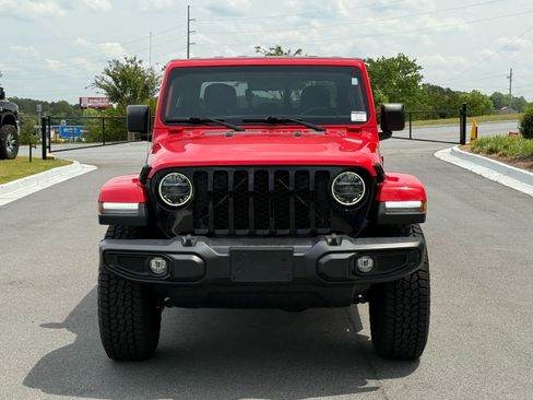Used 2021 Jeep Gladiator Sport image 8