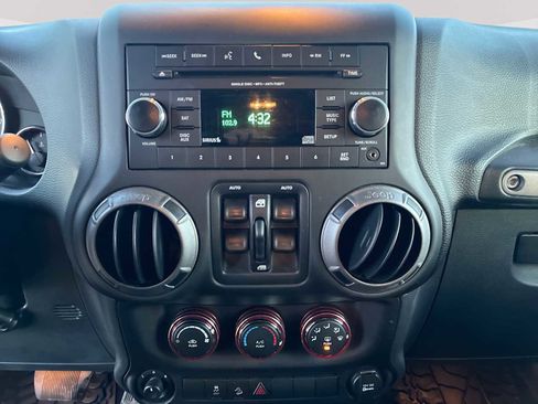 Used 2016 Jeep Wrangler Unlimited Sport w/ Quick Order Package 24S image 13