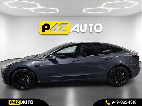 Used 2022 Tesla Model 3 image 2