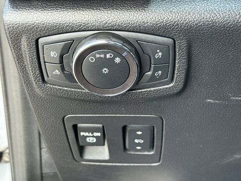 Used 2019 Ford F150 XLT w/ Equipment Group 302A Luxury RWD image 15
