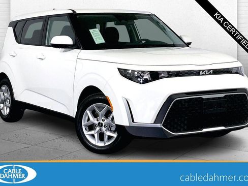 Certified 2025 Kia Soul FWD image 1