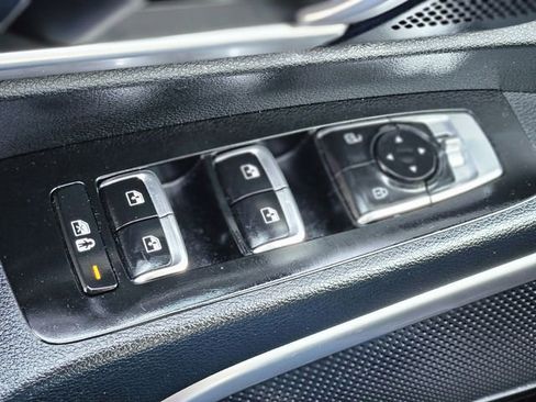Used 2025 Kia Telluride S FWD image 21