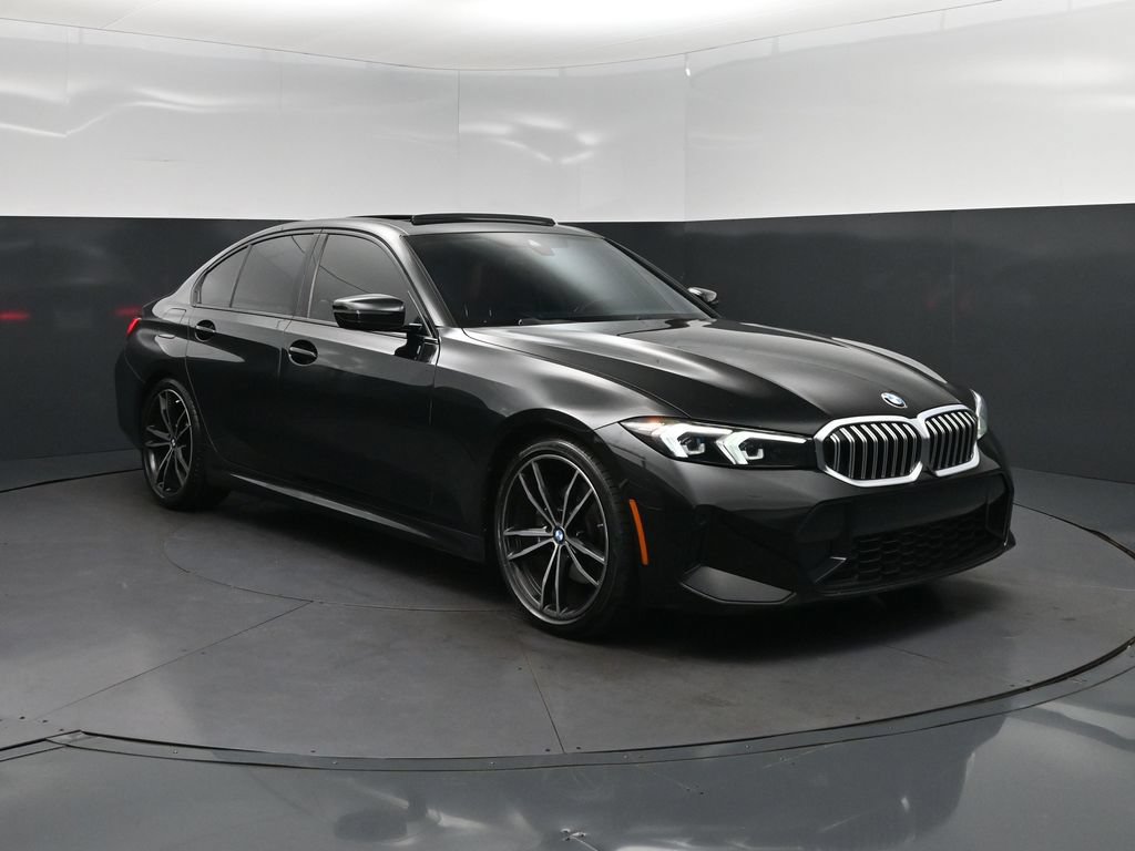 Certified 2024 BMW 330i Sedan w/ M Sport Package RWD image 9