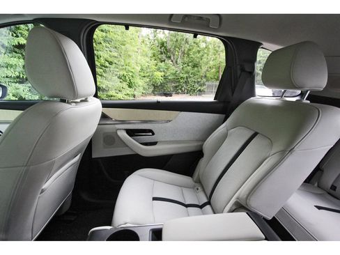 Used 2024 MAZDA CX-90 3.3 Turbo S w/ Premium Plus AWD/4WD image 9
