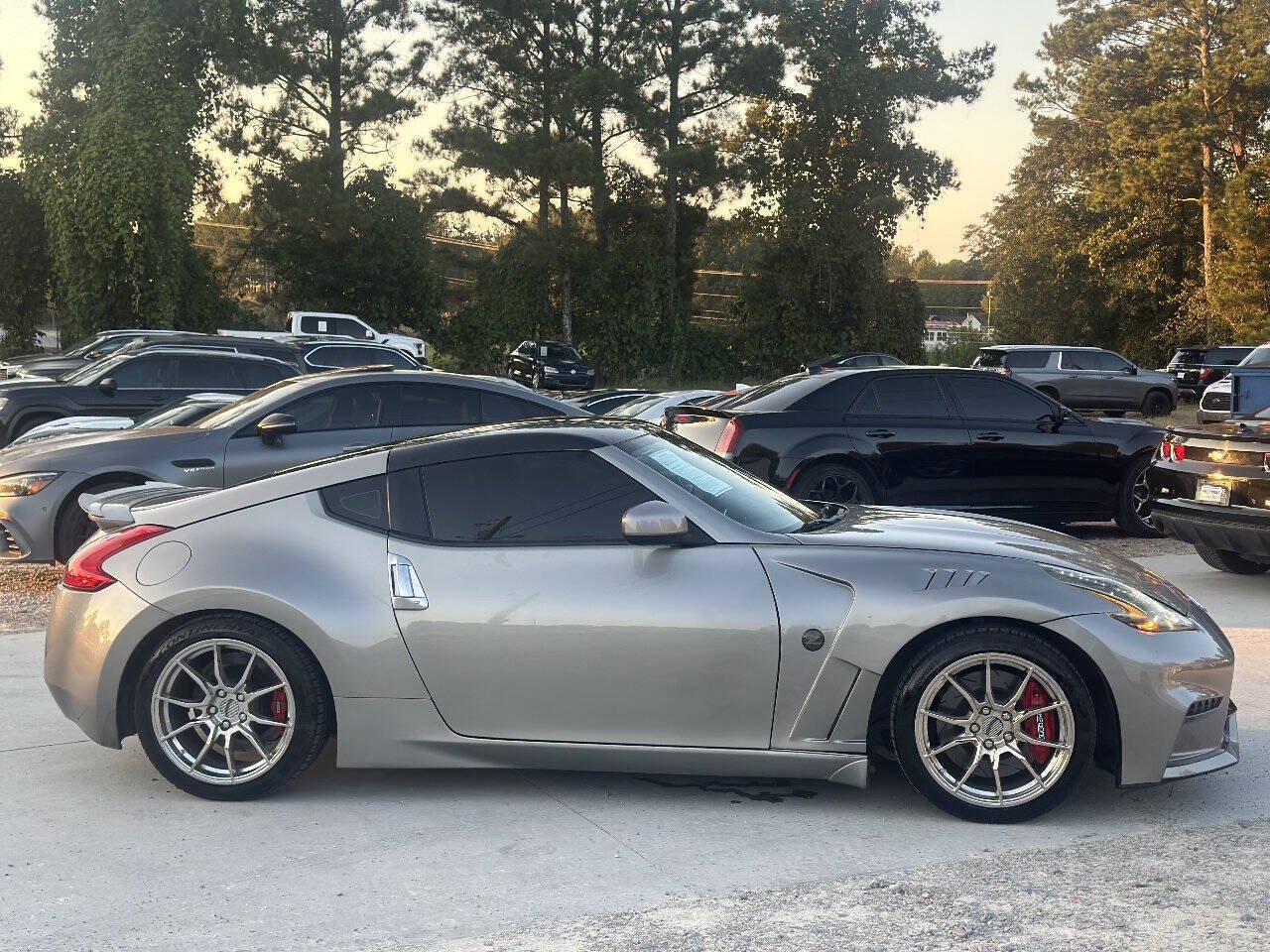 Used 2009 Nissan 370Z Coupe RWD image 10