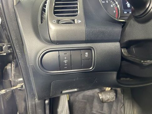 Used 2017 Kia Forte LX w/ LX Popular Package image 21