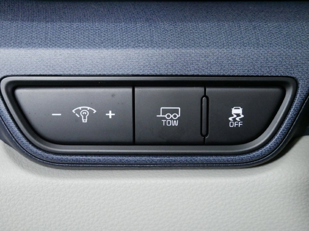 Used 2026 Kia Carnival SX FWD image 27