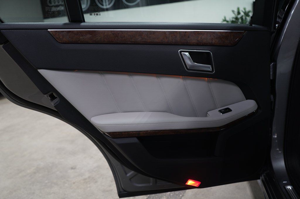 Used 2013 Mercedes-Benz E 350 Sedan image 19
