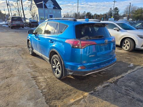Used 2018 Toyota RAV4 XLE image 5