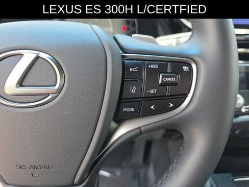 Used 2025 Lexus ES 300h w/ Premium Package FWD image 28