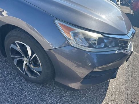 Used 2016 Honda Accord LX image 16
