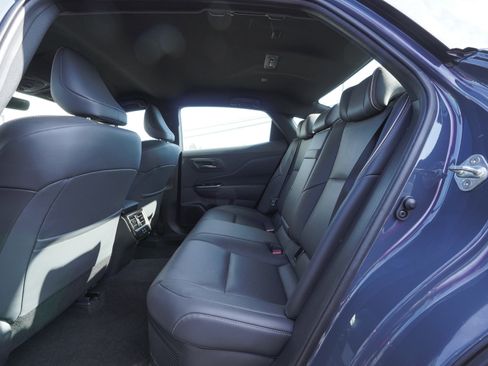 Used 2026 Toyota Crown XLE image 32