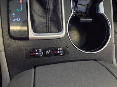 Used 2015 Toyota Highlander Limited Platinum AWD/4WD image 43