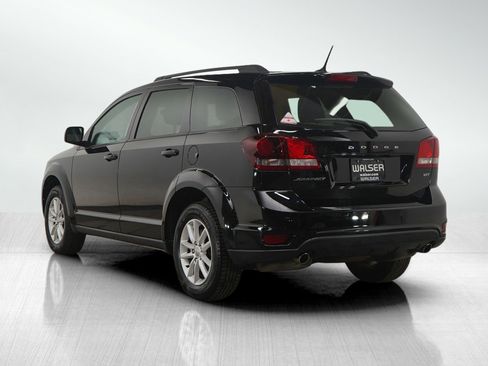 Used 2014 Dodge Journey SXT image 3