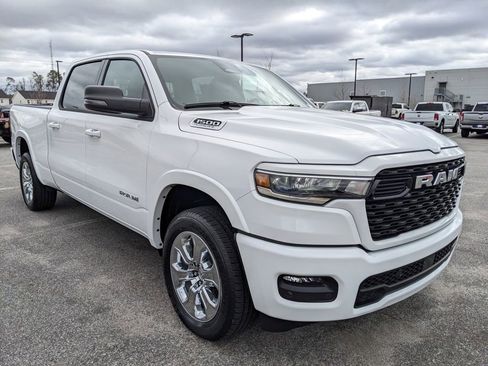New 2026 RAM 1500 4x4 Crew Cab image 20