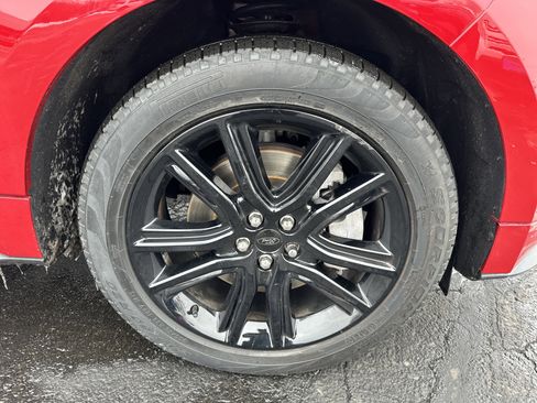 Certified 2024 Ford Edge ST-Line w/ Class II Trailer Tow Package image 13