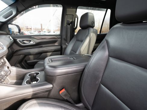 Used 2021 Chevrolet Tahoe Z71 w/ Z71 Signature Package image 10