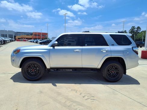 Certified 2023 Toyota 4Runner SR5 Premium w/ Moonroof Package RWD image 9