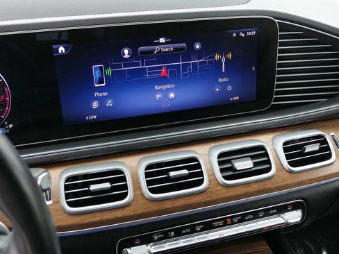Used 2025 Mercedes-Benz GLE 350 4MATIC image 21