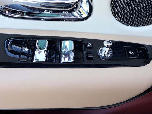 New 2026 Rolls-Royce Cullinan image 15