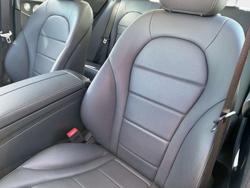 Used 2021 Mercedes-Benz C 300 Sedan w/ Premium Package image 37