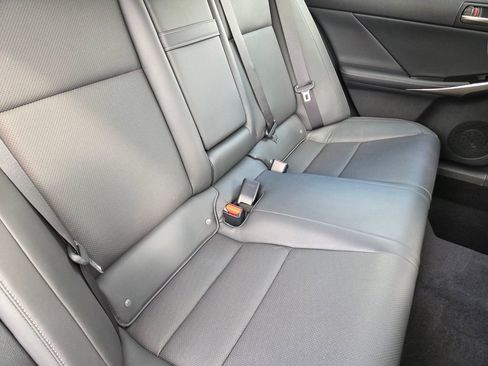 Used 2017 Lexus IS 300 AWD w/ Premium Package image 9