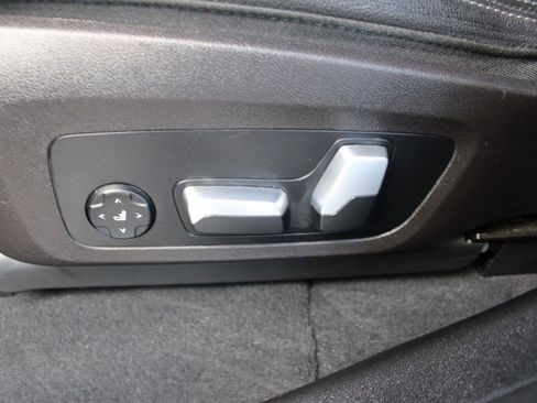 Used 2023 BMW X4 xDrive30i w/ M Sport Package image 27