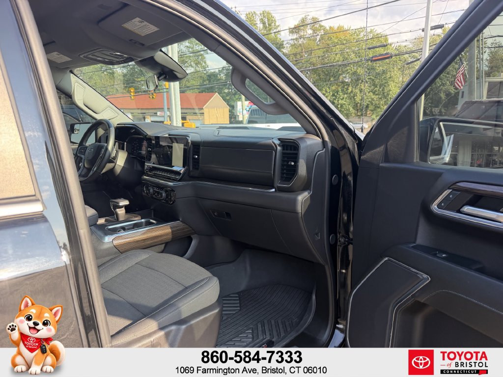 Used 2024 Chevrolet Silverado 1500 LT Trail Boss w/ Protection Package AWD/4WD image 39